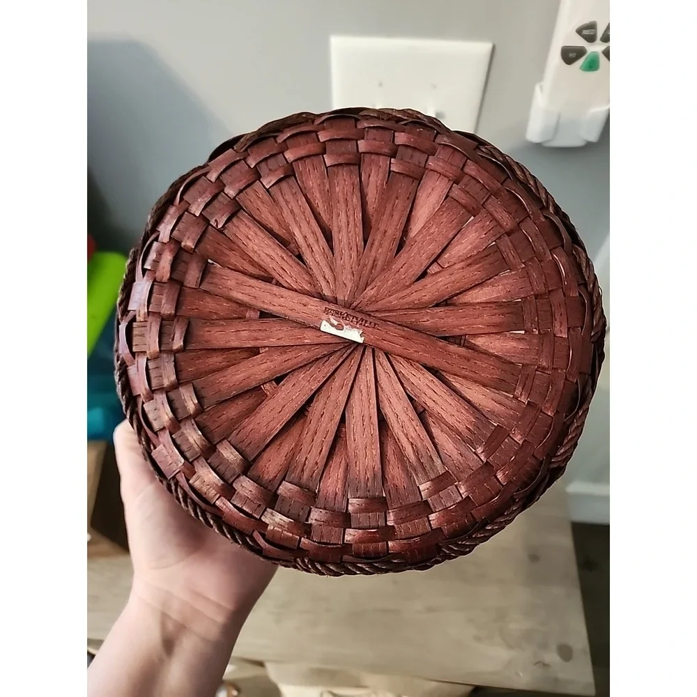 Vintage Basket Basketville Putney, VT Red Rope 2 Handles 10